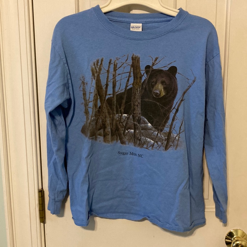 Brand: Gildan Size: Large  Condition: Pre-owned  Material: 100% cotton.